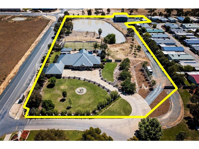 8 Boyes Street, Moama NSW 2731