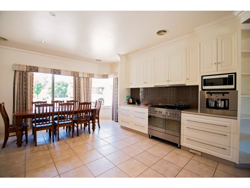 8 Boyes Street, Moama NSW 2731