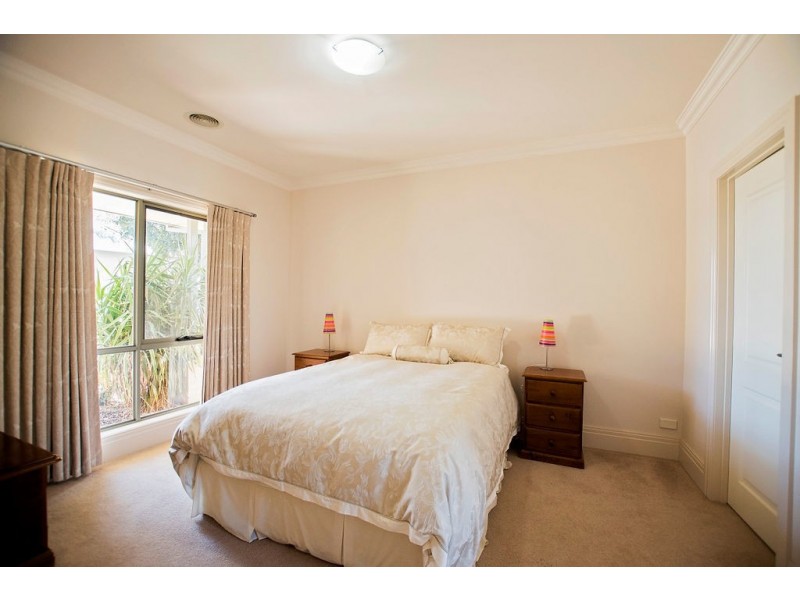 8 Boyes Street, Moama NSW 2731