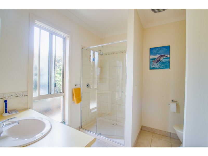 24 Westwood Place, Echuca VIC 3564