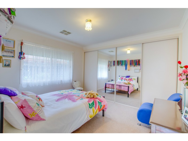 24 Westwood Place, Echuca VIC 3564