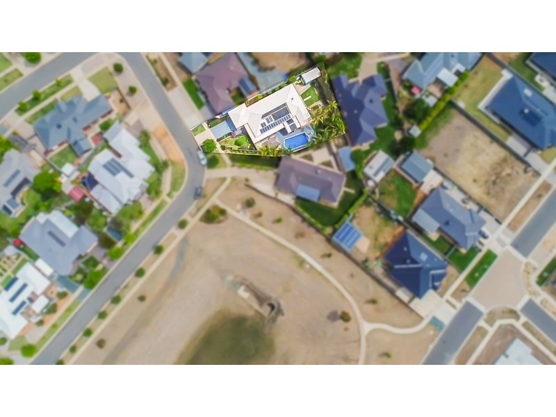 24 Westwood Place, Echuca VIC 3564