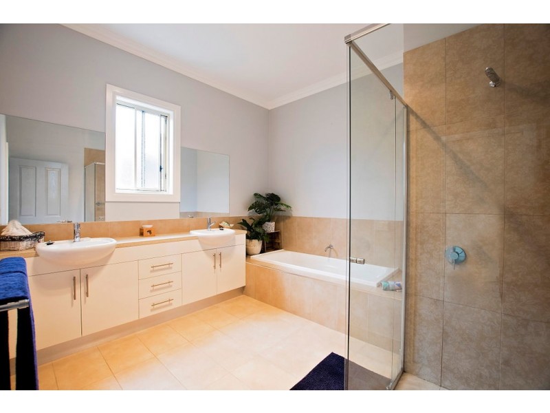 72 Eyre Street, Echuca VIC 3564