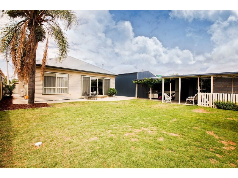72 Eyre Street, Echuca VIC 3564