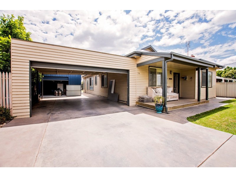 72 Eyre Street, Echuca VIC 3564