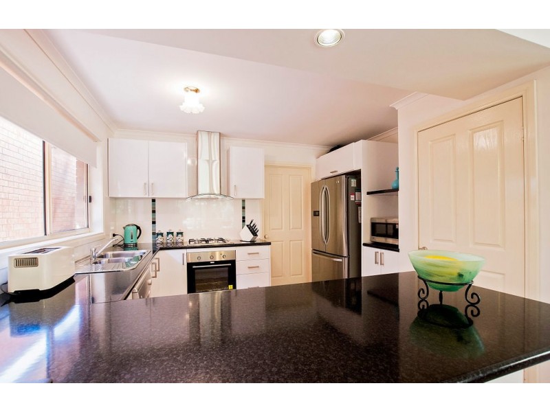 8 Kingfisher East Drive, Moama NSW 2731