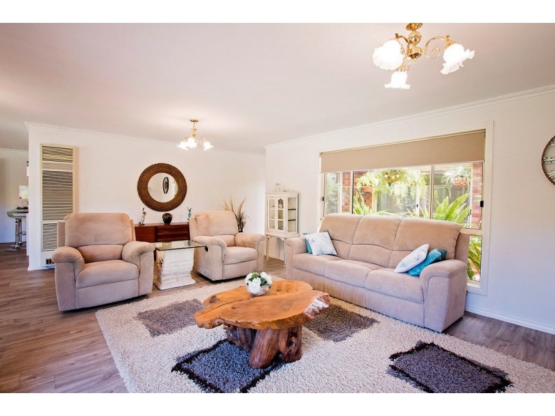 8 Kingfisher East Drive, Moama NSW 2731