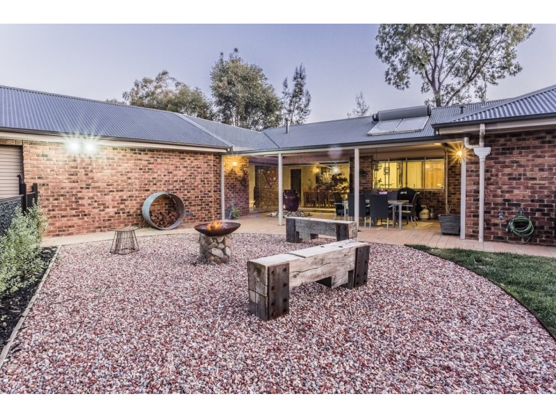 81 Wharparilla Drive, Echuca VIC 3564