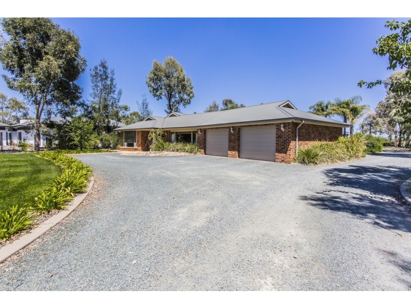 81 Wharparilla Drive, Echuca VIC 3564