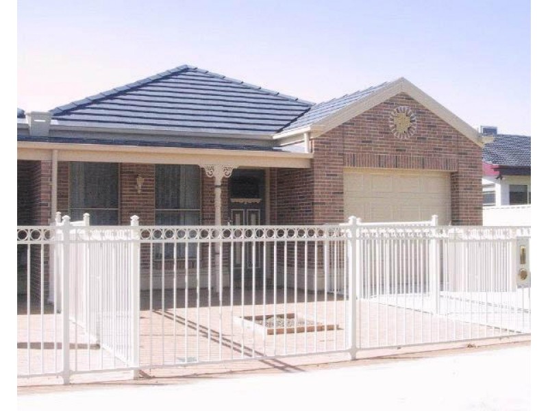 2/24 Haverfield Street, Echuca VIC 3564