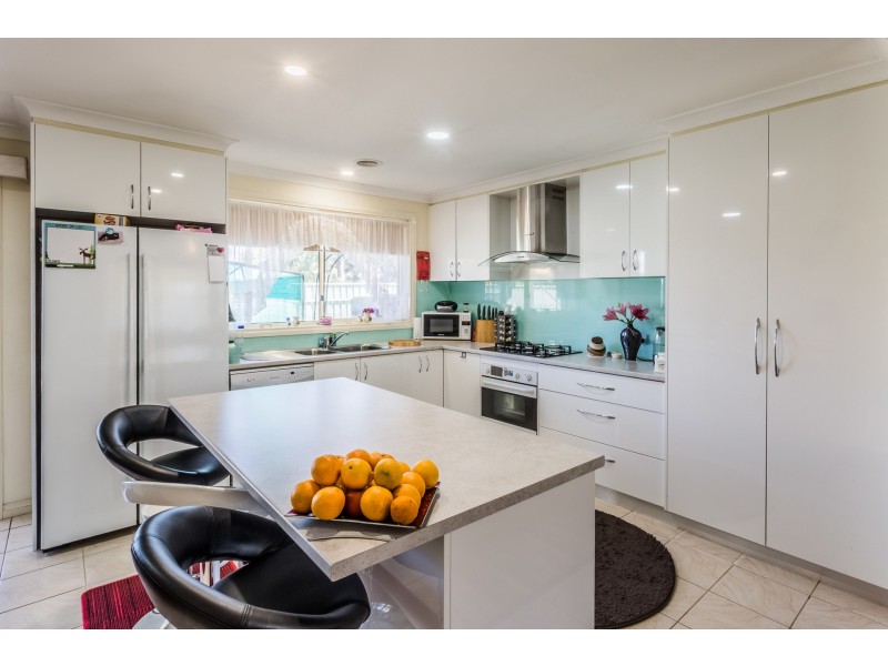 67 Woodlands Circuit, Echuca VIC 3564