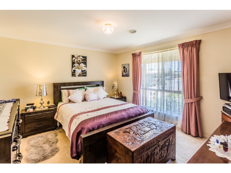 67 Woodlands Circuit, Echuca VIC 3564