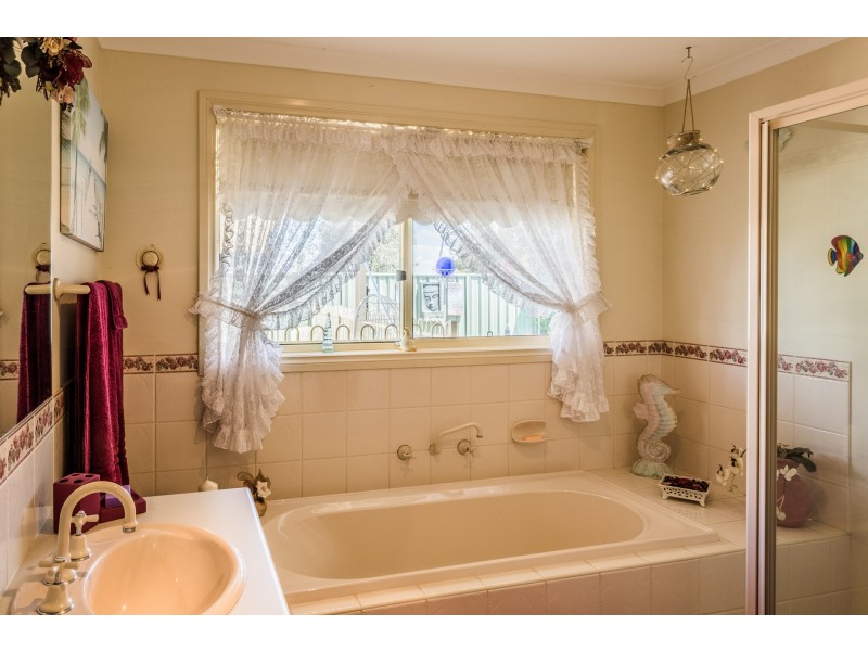 67 Woodlands Circuit, Echuca VIC 3564