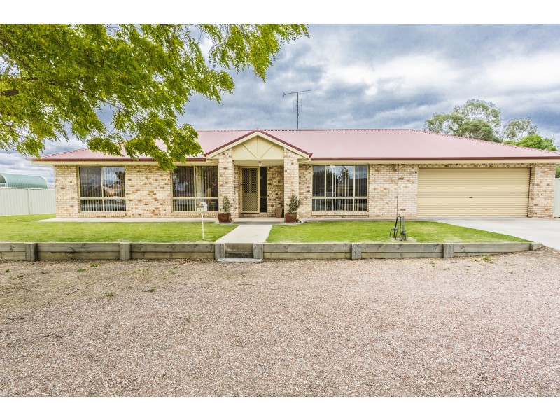 1 Callander Court, Moama NSW 2731