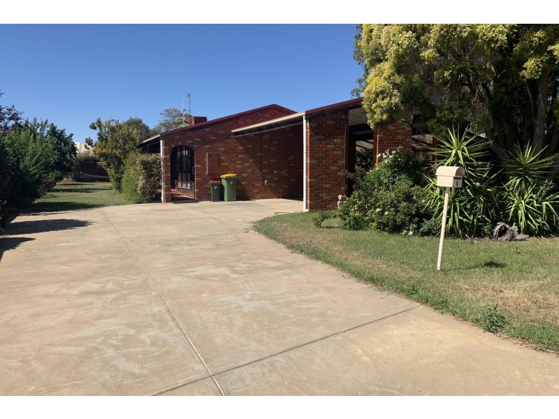 2 Rosendale Court, Echuca VIC 3564