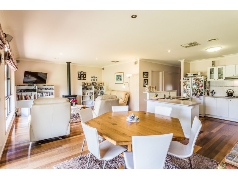 13 Kingfisher West Drive, Moama NSW 2731