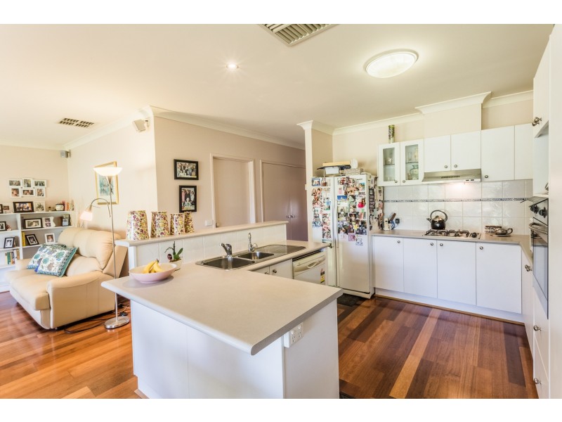 13 Kingfisher West Drive, Moama NSW 2731