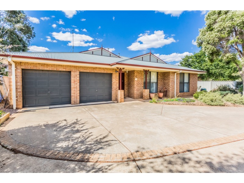 13 Kingfisher West Drive, Moama NSW 2731