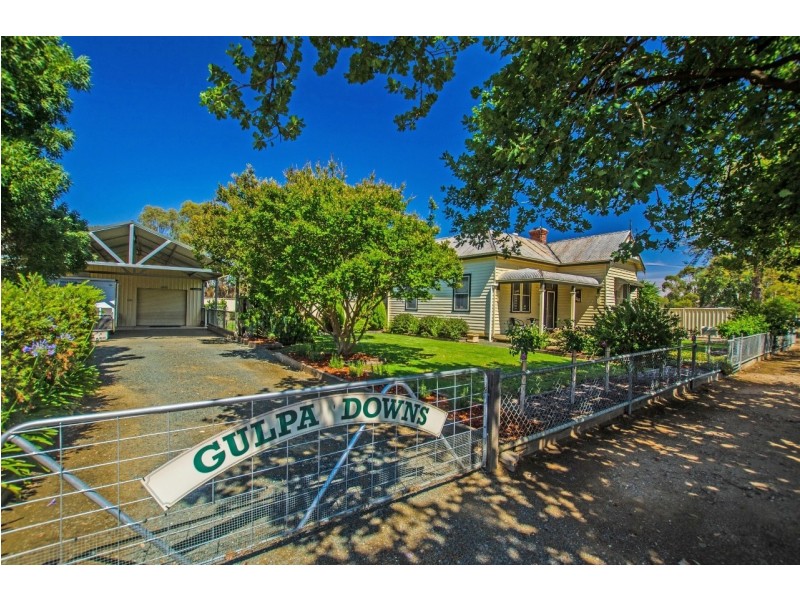 15 Livingstone Street, Mathoura NSW 2710
