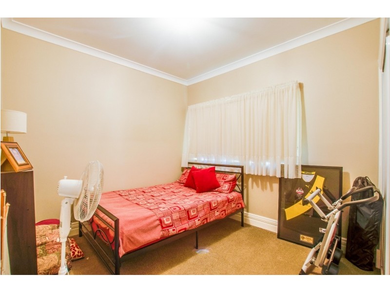 15 Livingstone Street, Mathoura NSW 2710