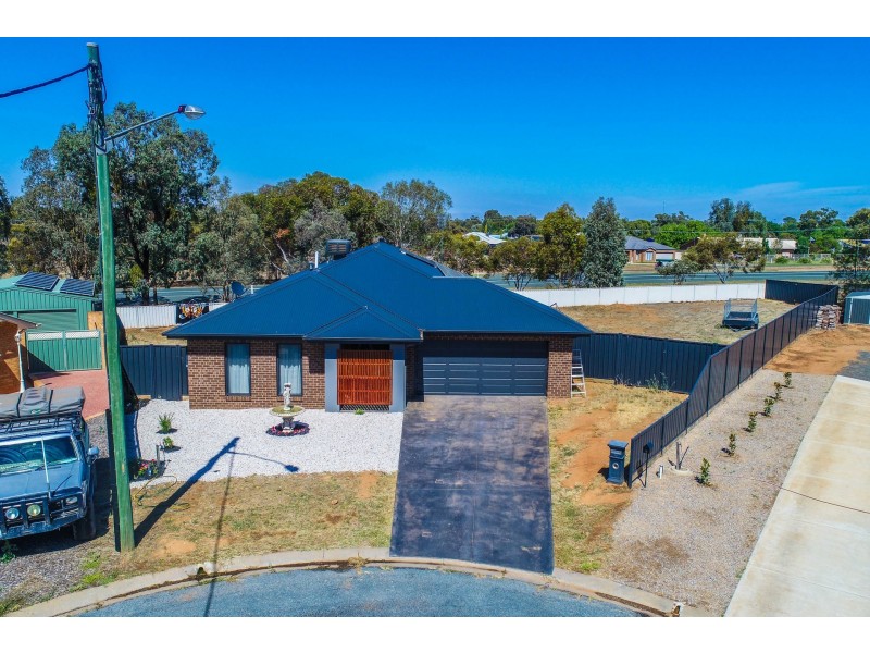 5 Dolan Court, Mathoura NSW 2710