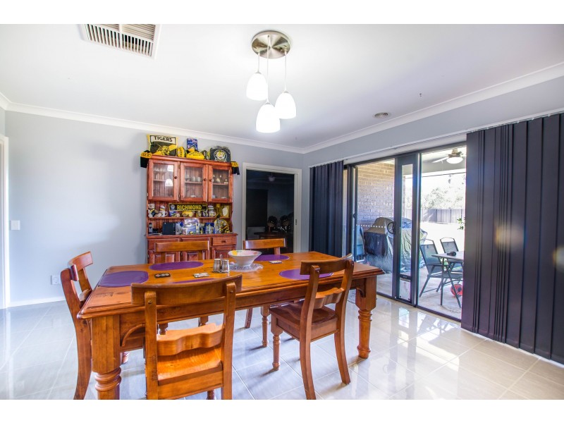 5 Dolan Court, Mathoura NSW 2710