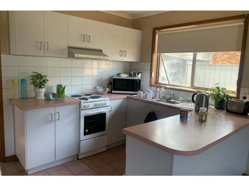 2/108 Crossen Street, Echuca VIC 3564