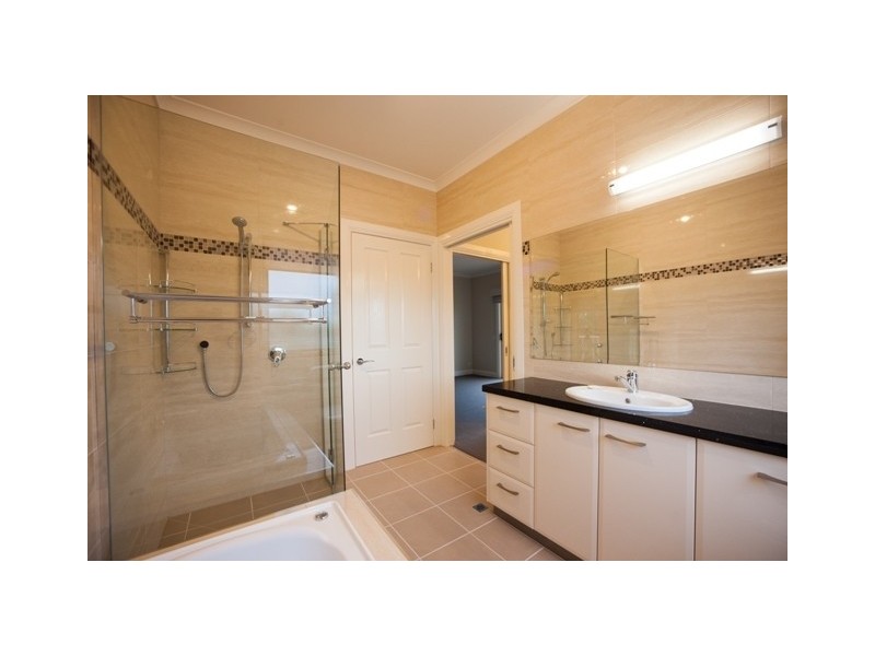 6/1 Cranford Court, Moama NSW 2731