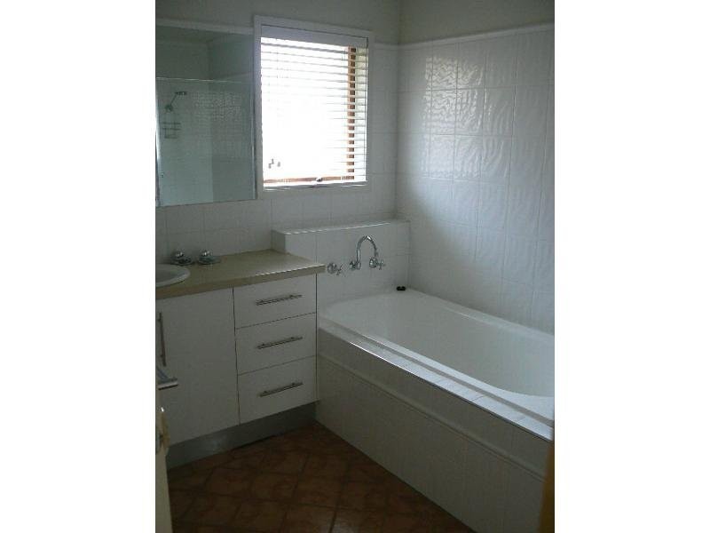 9 Pollard Place, Moama NSW 2731