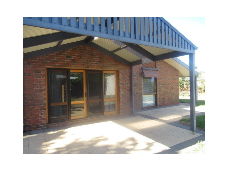 9 Pollard Place, Moama NSW 2731