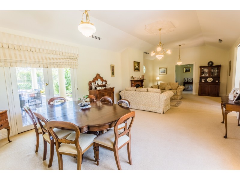 20 Maidensmith Drive, Moama NSW 2731