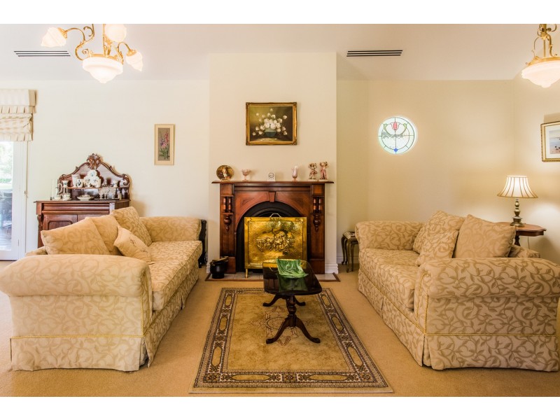 20 Maidensmith Drive, Moama NSW 2731