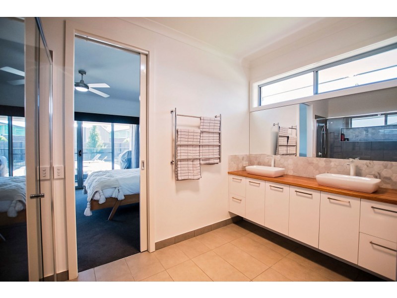 6 Yellow Gum Court, Moama NSW 2731