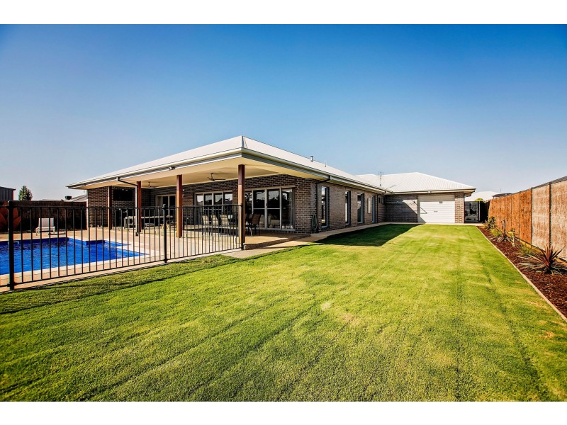 6 Yellow Gum Court, Moama NSW 2731