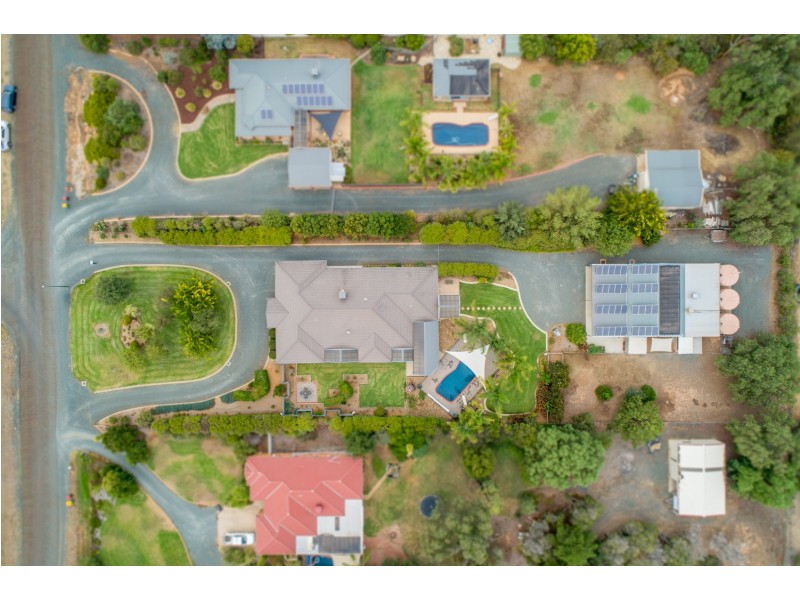 24 Wallingford Court, Echuca VIC 3564