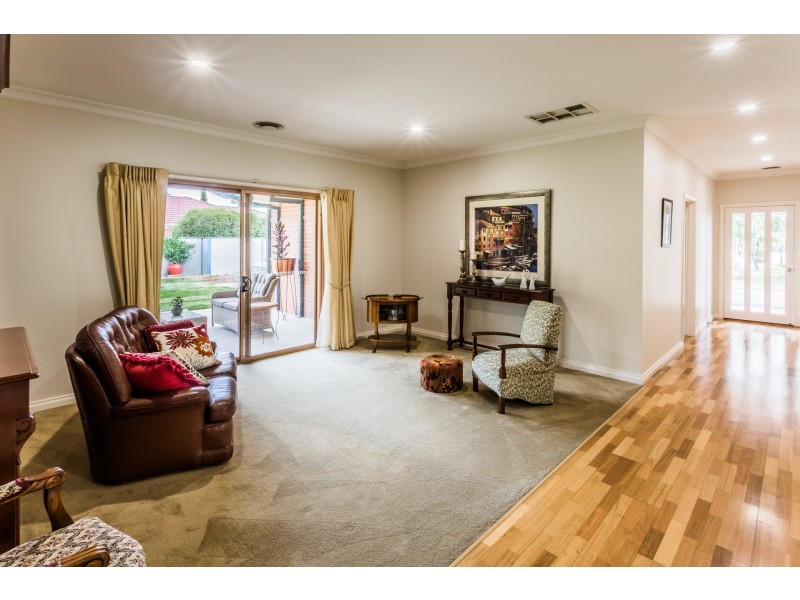 24 Wallingford Court, Echuca VIC 3564
