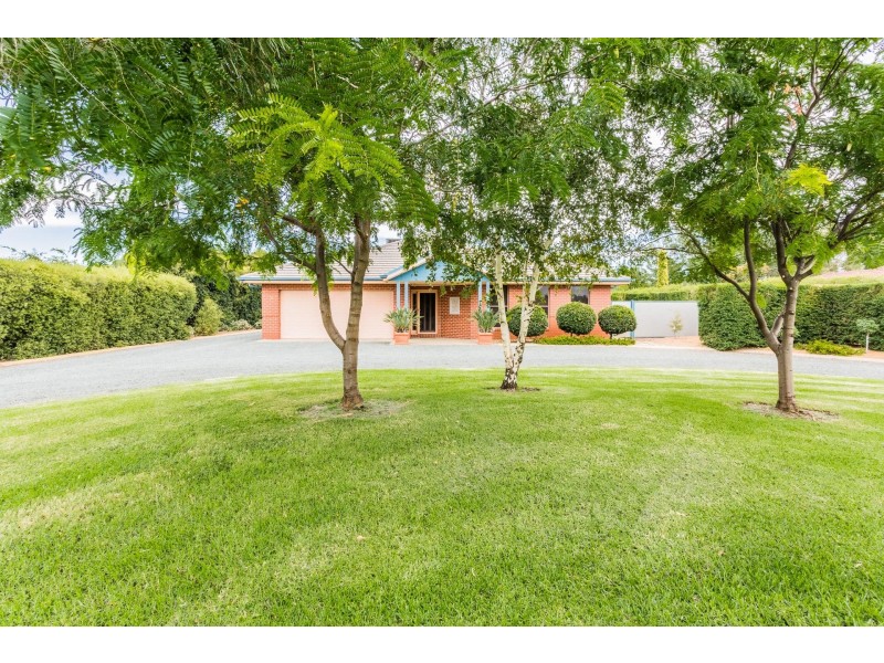 24 Wallingford Court, Echuca VIC 3564