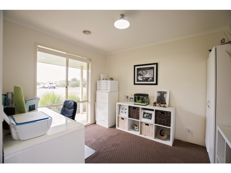 35 Woodlands Circuit, Echuca VIC 3564