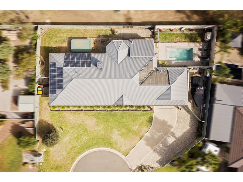 35 Woodlands Circuit, Echuca VIC 3564