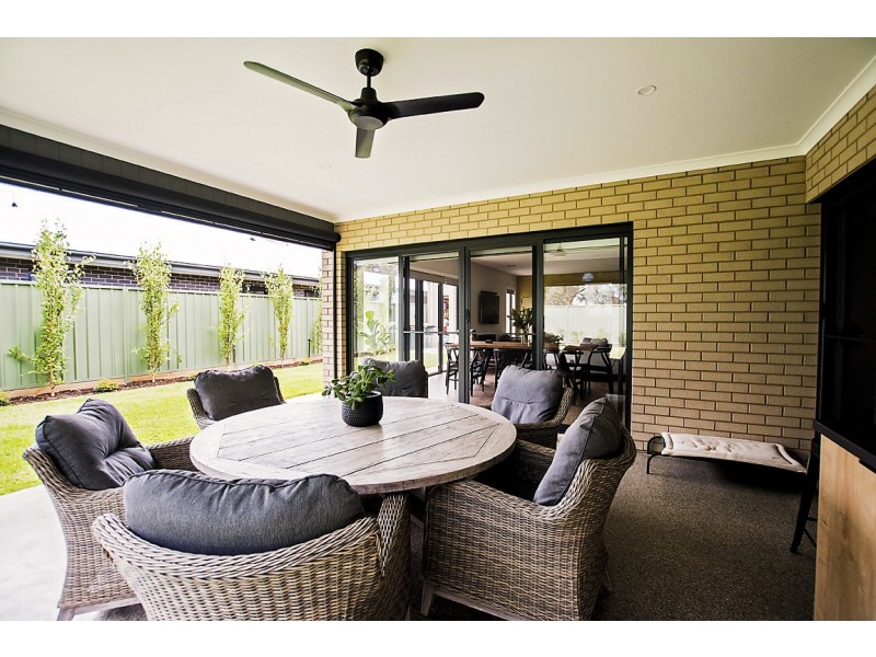 150 Mayflower Drive, Moama NSW 2731