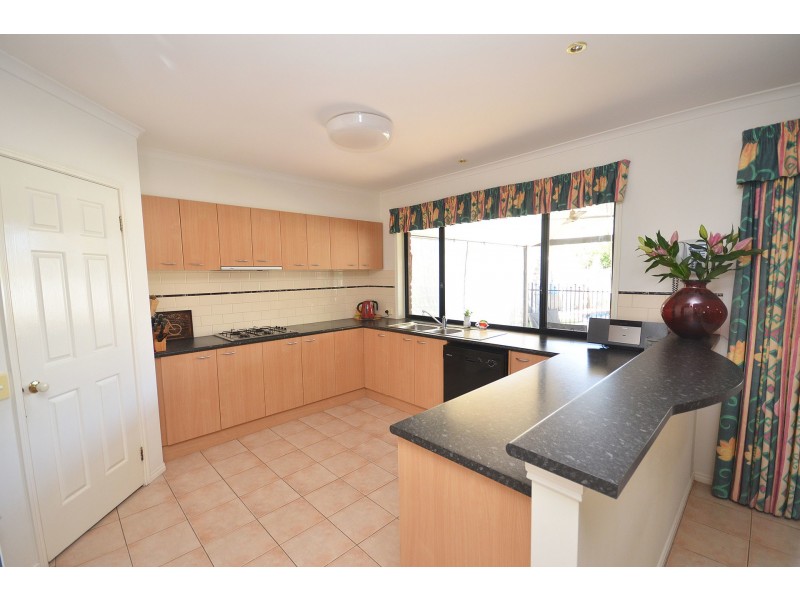 5 Kirkwall Court, Moama NSW 2731