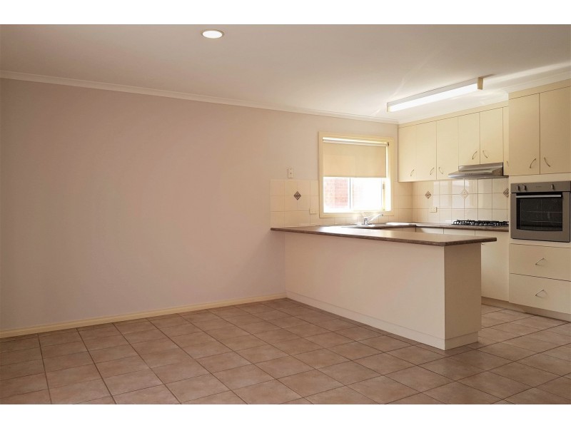 21 Alfred Avenue, Echuca VIC 3564