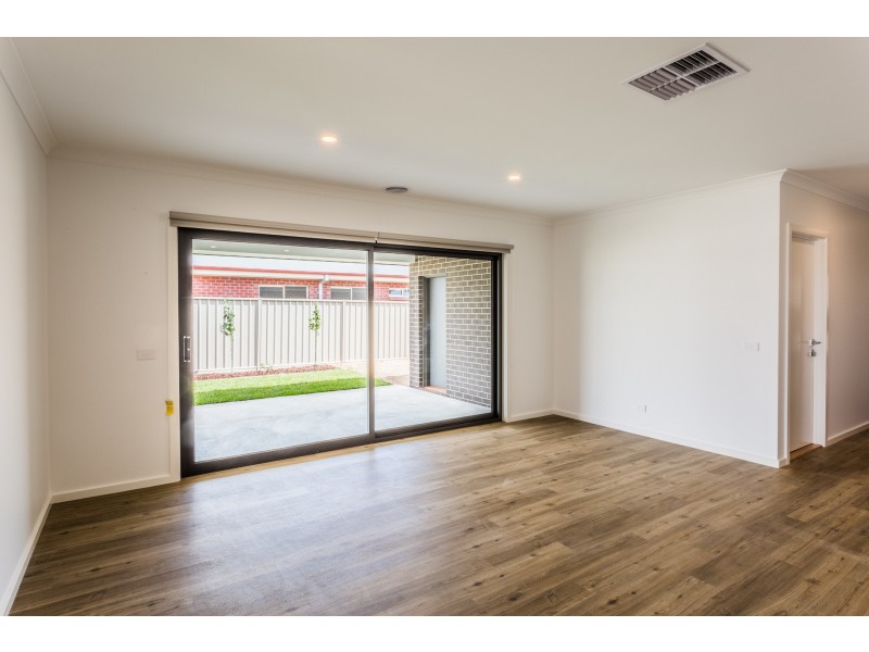 9 Magnolia Drive, Echuca VIC 3564