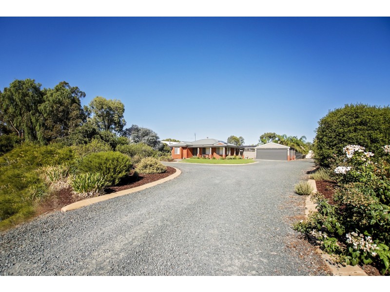 28 Wallingford Court, Echuca VIC 3564