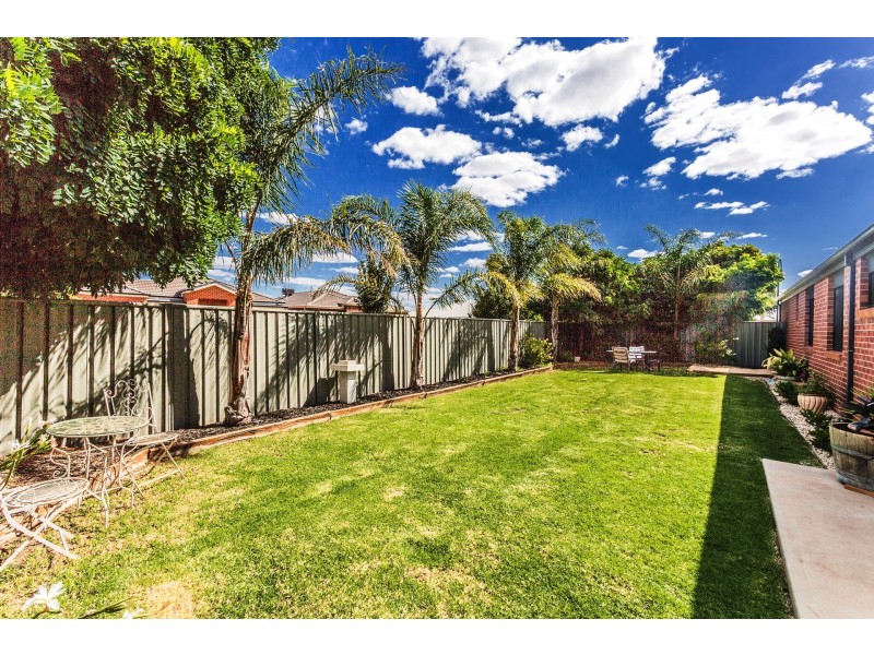 10 Wren Court, Echuca VIC 3564