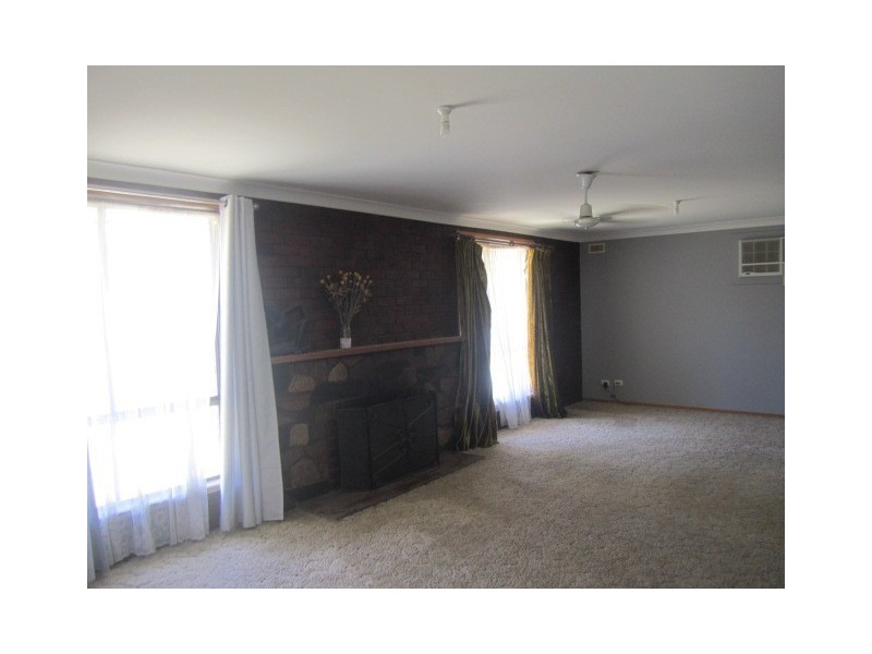 73 Pakenham Street, Echuca VIC 3564