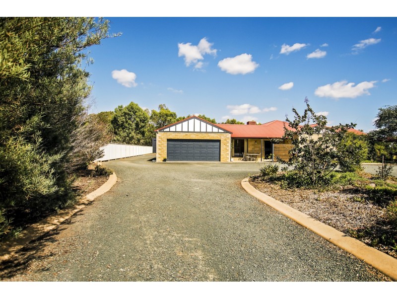 230 Anderson Road, Echuca VIC 3564