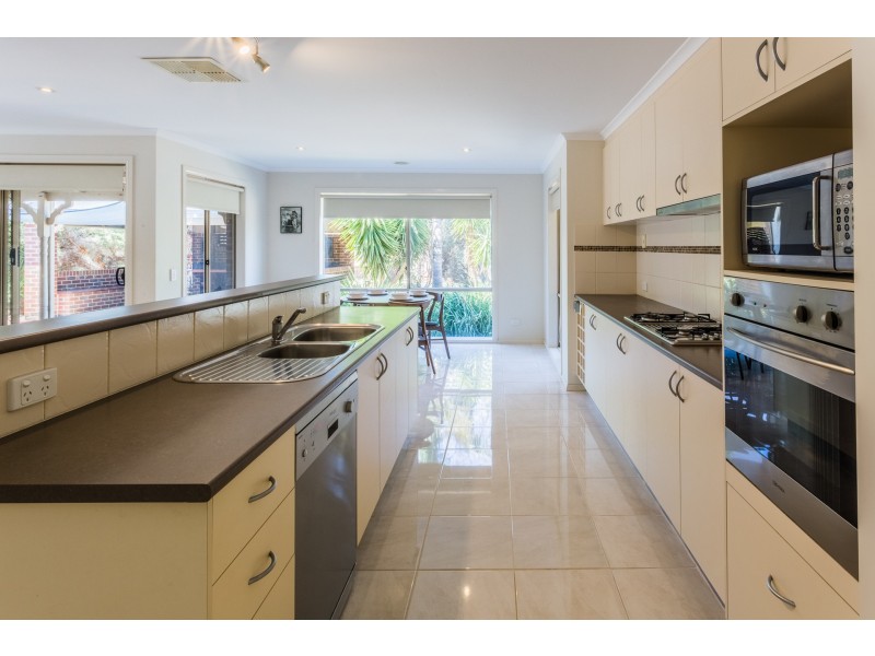 36 Chelsworth Drive, Echuca VIC 3564