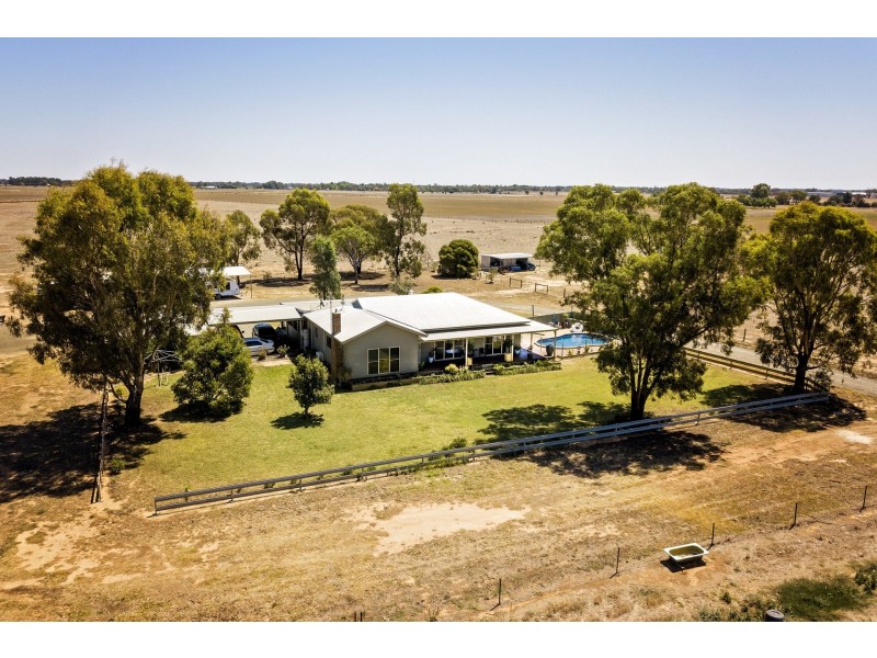 706 Simmie Road, Echuca VIC 3564