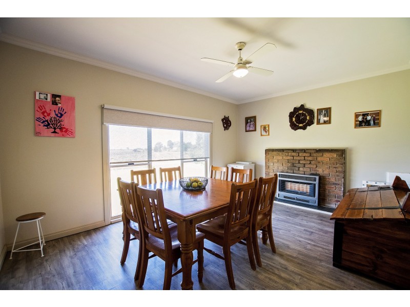 706 Simmie Road, Echuca VIC 3564